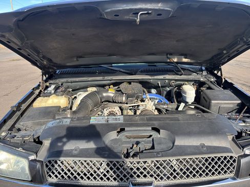 Used 2003 Chevrolet Silverado 2500 LT image 10
