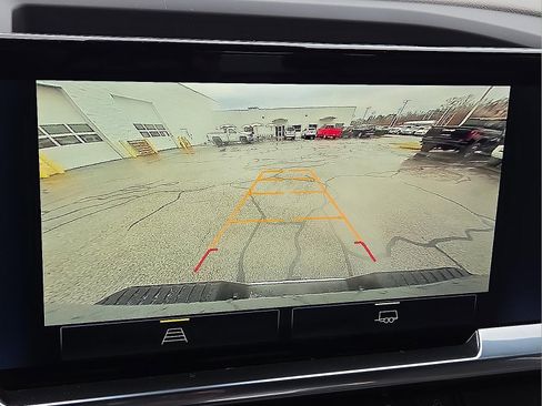 Used 2024 Chevrolet Silverado 2500 LT image 18