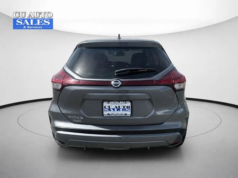 Used 2021 Nissan Kicks S FWD image 6