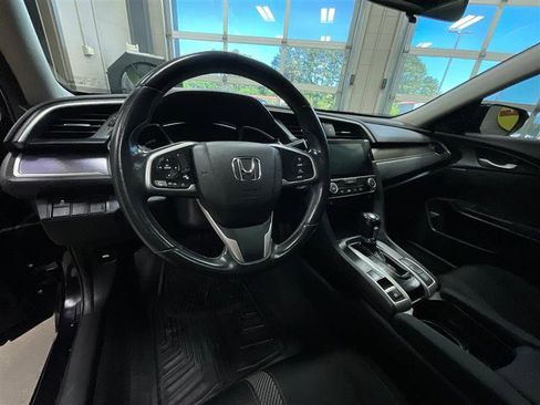 Used 2018 Honda Civic EX-T image 13