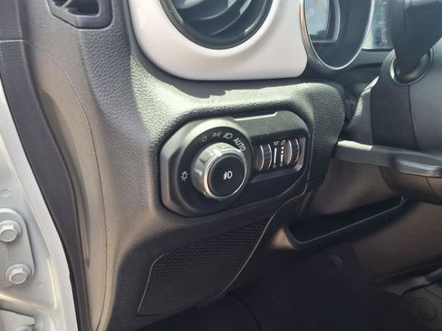 Used 2021 Jeep Wrangler Unlimited Sport AWD/4WD image 15