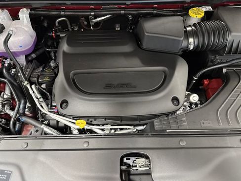 New 2026 Chrysler Pacifica Select image 38