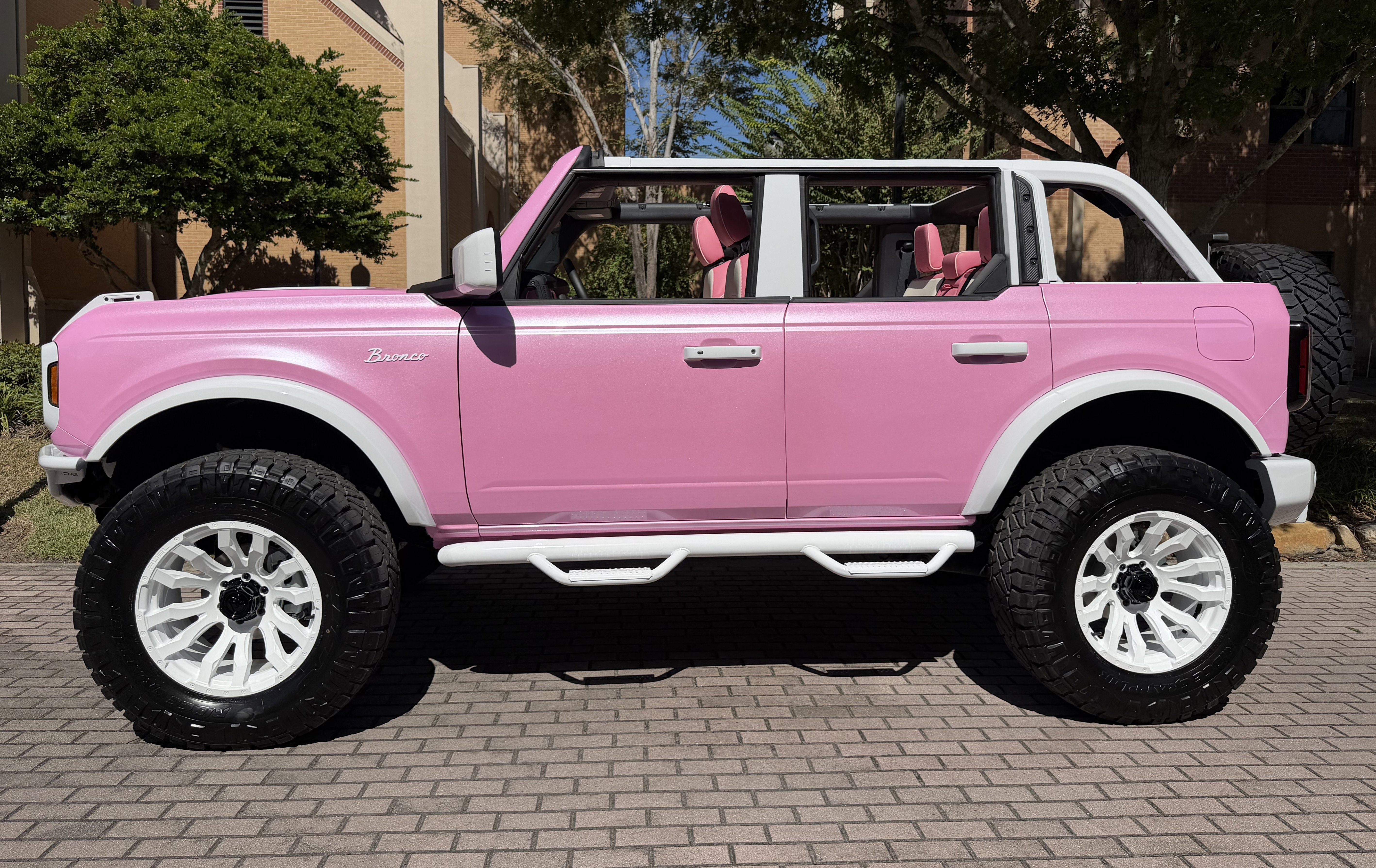Used 2025 Ford Bronco Outer Banks AWD/4WD image 33