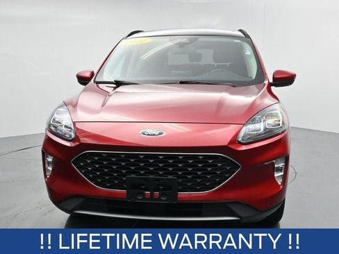 Certified 2022 Ford Escape Titanium w/ Class II Trailer Tow Package AWD/4WD image 3