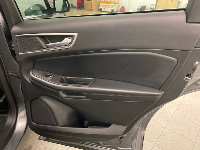 Used 2024 Ford Edge SEL w/ Convenience Package AWD/4WD image 31