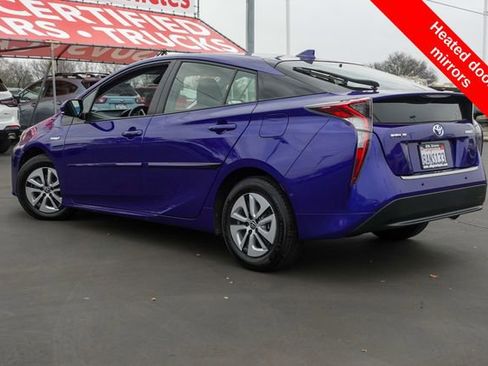 Certified 2017 Toyota Prius Two image 11