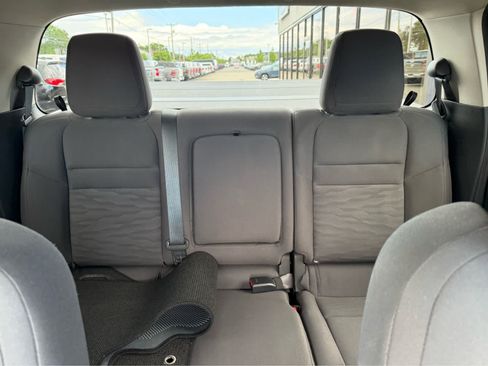 Used 2022 Nissan Frontier S w/ Technology Package AWD/4WD image 27