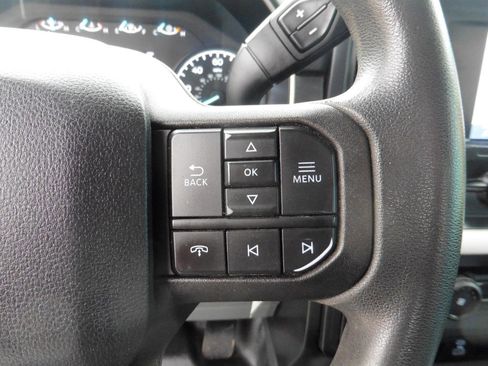 Used 2022 Ford F150 XL w/ Equipment Group 101A High AWD/4WD image 7