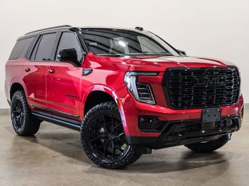 Used 2026 GMC Yukon Denali w/ Denali Reserve Package AWD/4WD image 4