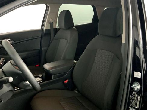 Used 2025 Kia Sportage LX AWD/4WD image 22