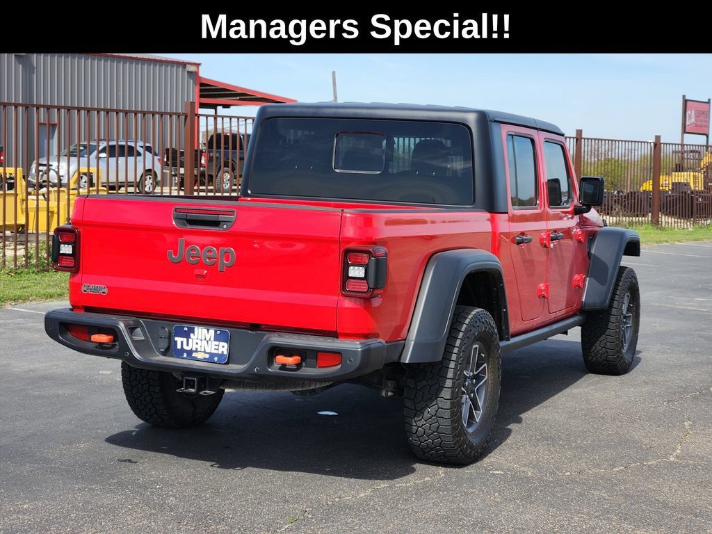 Used 2024 Jeep Gladiator Mojave w/ Safety Group AWD/4WD image 9