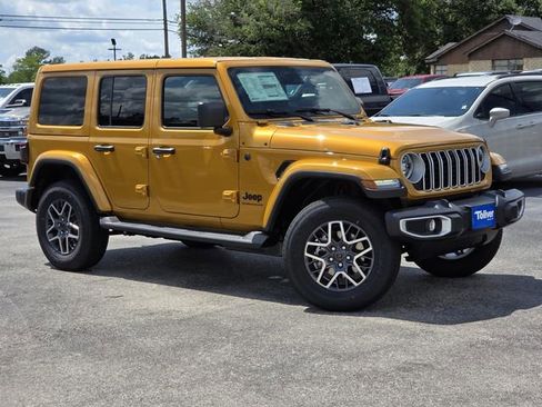 New 2026 Jeep Wrangler Unlimited Sahara AWD/4WD image 2