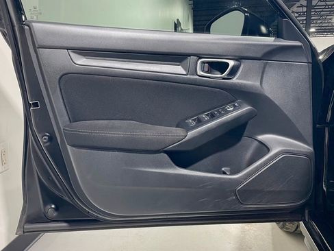 Used 2023 Honda Civic Sport image 12