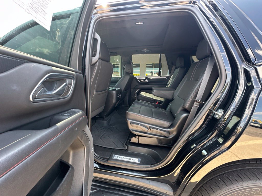Used 2023 Chevrolet Tahoe RST w/ Luxury Package AWD/4WD image 11