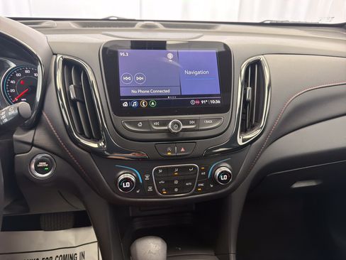 Used 2022 Chevrolet Equinox RS w/ RS Leather Package FWD image 10