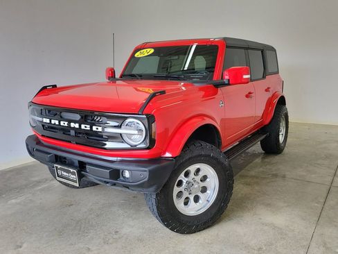 Used 2024 Ford Bronco Outer Banks AWD/4WD image 34