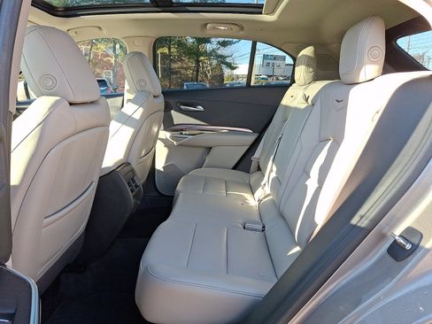 Certified 2023 Cadillac XT4 Luxury w/ Cold Weather Package image 23