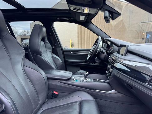 Used 2018 BMW X5 M AWD/4WD image 28