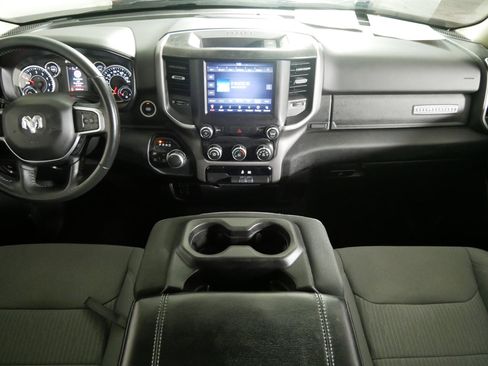 Used 2019 RAM 1500 Big Horn image 10