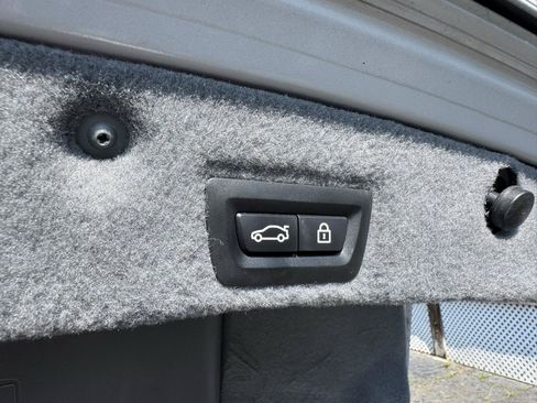 Used 2015 BMW 750Li RWD image 19