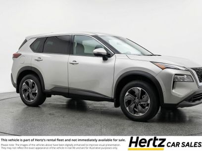 Used 2025 Nissan Rogue SV