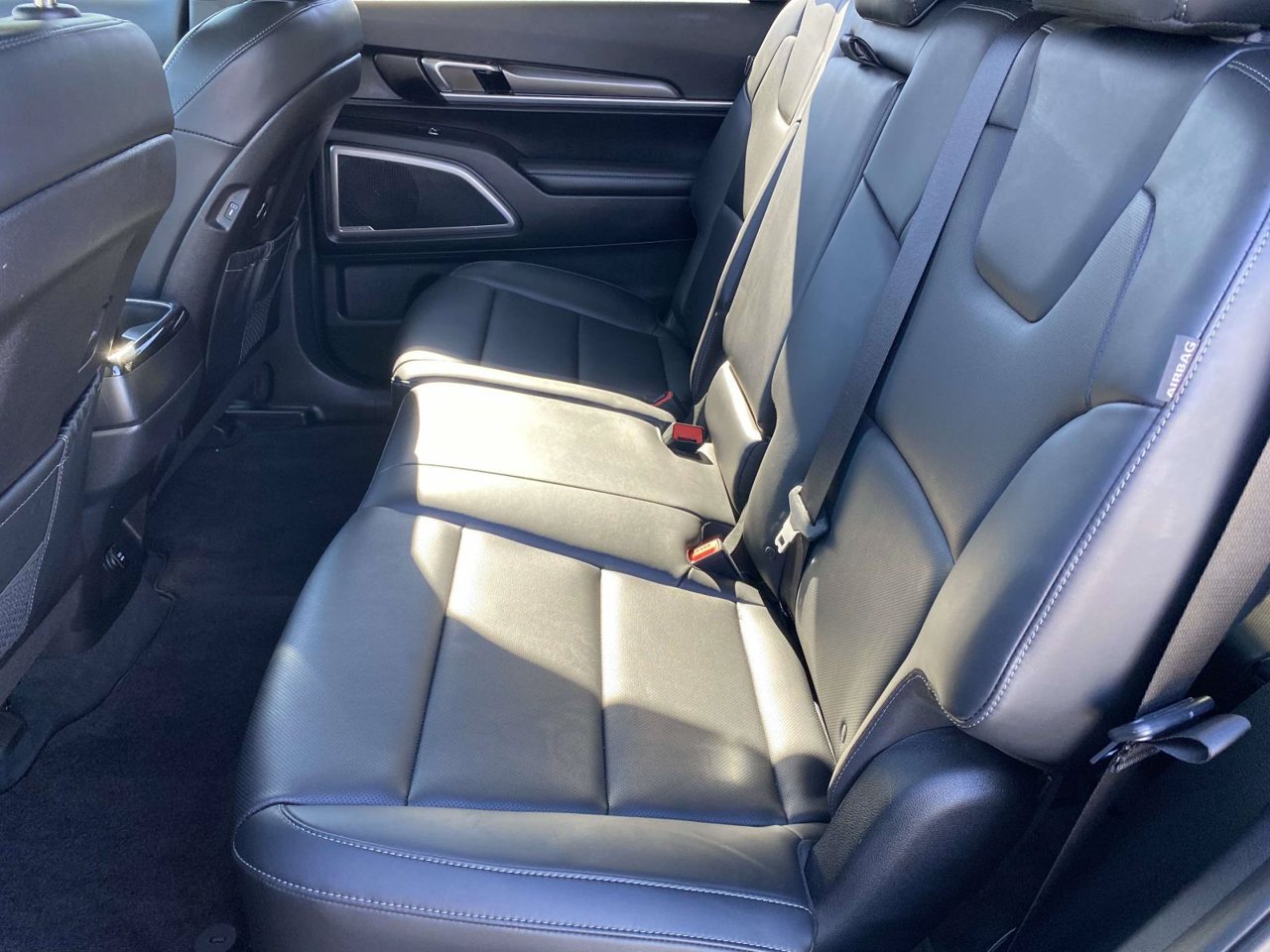 Used 2024 Kia Telluride LX AWD/4WD image 20