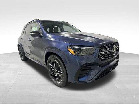 New 2026 Mercedes-Benz GLE 450 4MATIC image 3