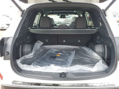Used 2026 Subaru Forester Premium AWD/4WD image 7