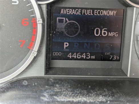 Used 2016 Toyota Tundra SR5 w/ SR5 Upgrade Package image 32