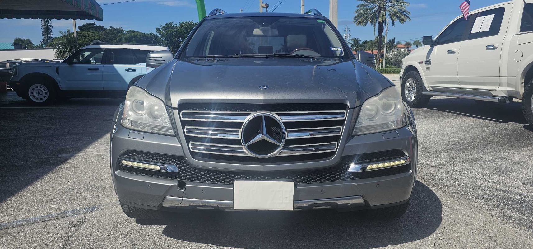 Used 2011 Mercedes-Benz GL 550 4MATIC image 8