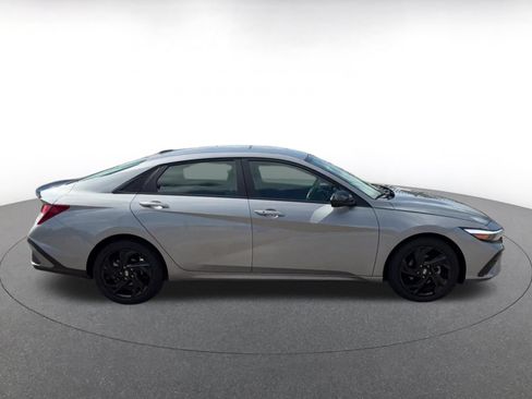 Used 2026 Hyundai Elantra Sport FWD image 13