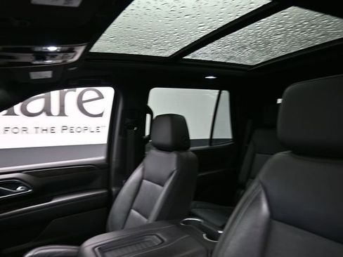 Used 2021 Chevrolet Tahoe LT w/ LT Signature Package AWD/4WD image 17