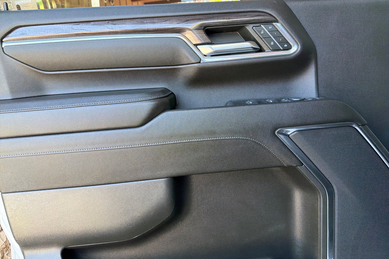 Used 2024 Chevrolet Silverado 2500 LTZ AWD/4WD image 12