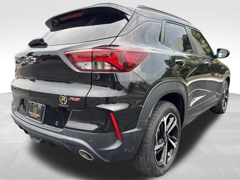 Used 2021 Chevrolet TrailBlazer RS w/ Sun and Liftgate Package AWD/4WD image 5
