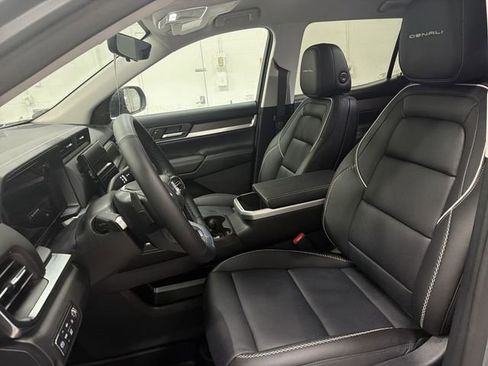 New 2026 GMC Terrain Denali w/ LPO, Floor Liner Package AWD/4WD image 21