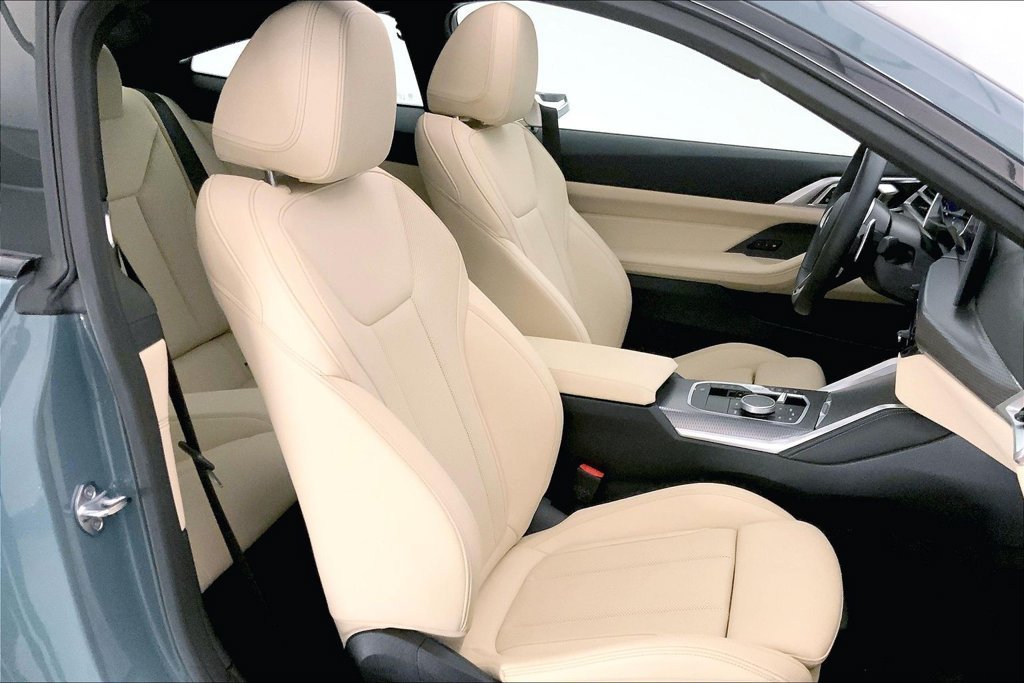 Certified 2026 BMW 440i xDrive Coupe w/ Premium Package AWD/4WD image 6
