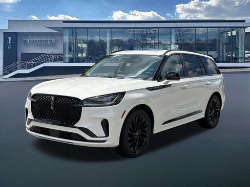 New 2026 Lincoln Aviator Reserve w/ Luxury Package AWD/4WD image 3