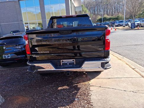 Used 2024 Chevrolet Silverado 1500 LT image 7