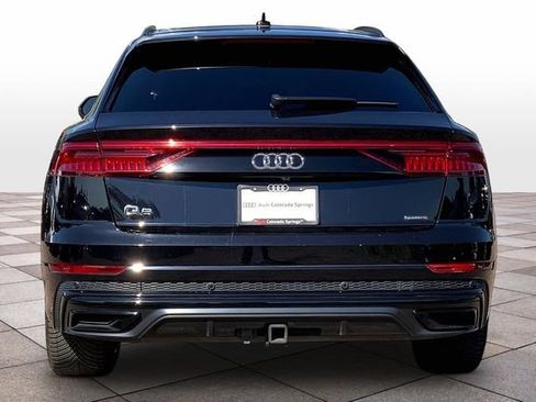 Used 2019 Audi Q8 Prestige w/ Luxury Package AWD/4WD image 4