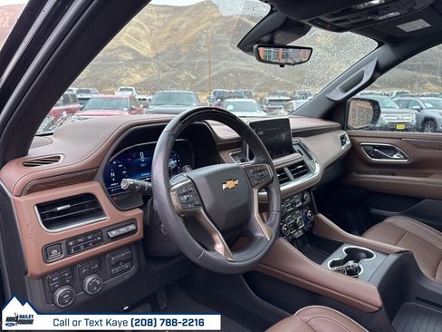 Used 2024 Chevrolet Suburban High Country w/ Advanced Technology Package image 20