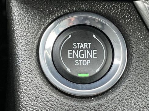 Used 2025 Buick Envista Sport Touring FWD image 21