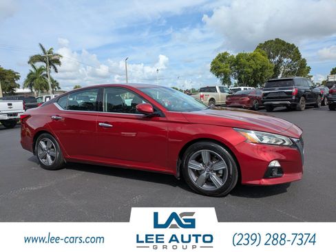 Used 2022 Nissan Altima 2.5 SL FWD image 1