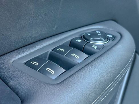 New 2025 Cadillac XT5 Premium Luxury w/ LPO, Floor Liner Package image 14