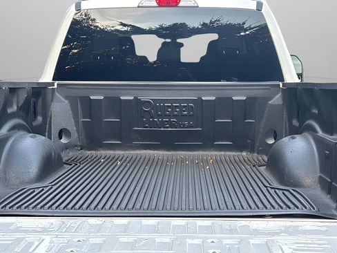 Used 2024 Ford F250 XLT image 8