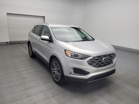 Used 2019 Ford Edge Titanium w/ Cold Weather Package image 13