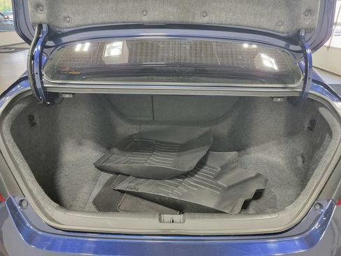 Used 2018 Honda Accord EX image 36