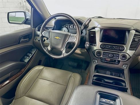 Used 2020 Chevrolet Tahoe Premier image 38