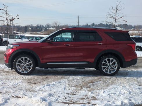 Used 2023 Ford Explorer Platinum w/ Equipment Group 601A image 3