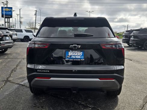 New 2026 Chevrolet Equinox LT w/ Safety and Technology Package FWD image 11