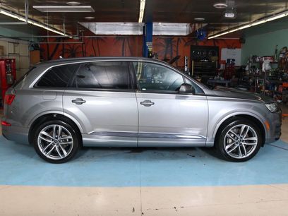 Used 2017 Audi Q7 3.0T Prestige